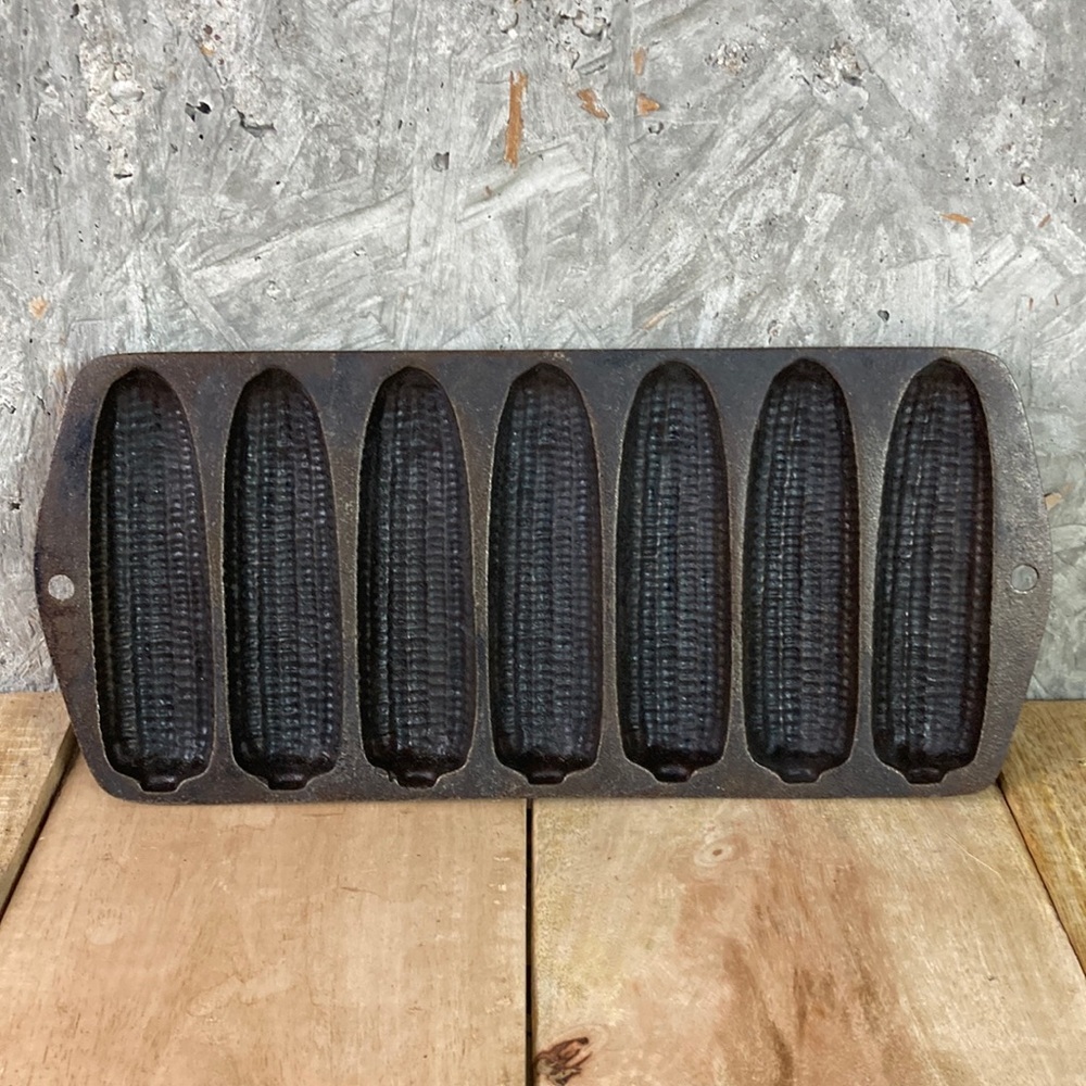 Cast Iron Corn Bread Pan